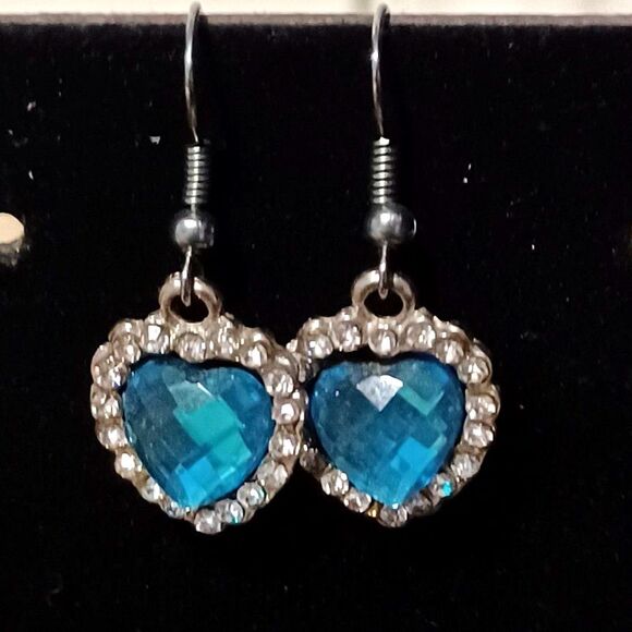 Source Unknown Jewelry - Silver-Toned 'Heart of the Ocean' Blue Rhinestone Heart Dangle Earrings